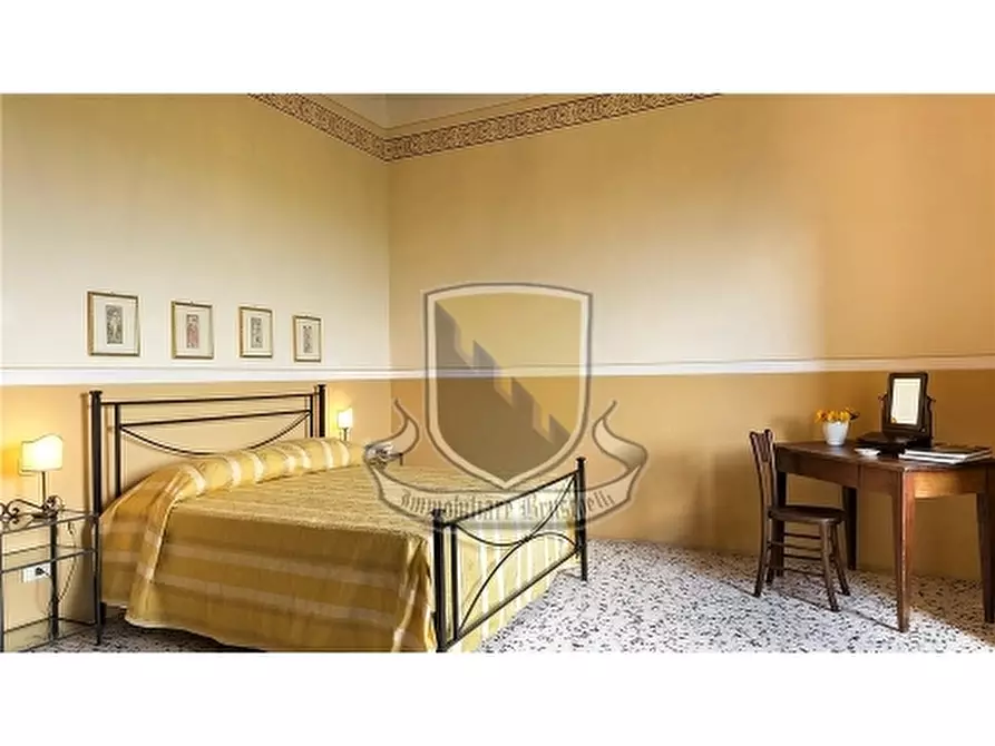 Immagine 25 di Villa in vendita  a Murlo