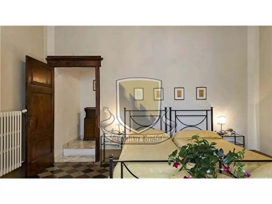 Immagine 29 di Villa in vendita  a Murlo