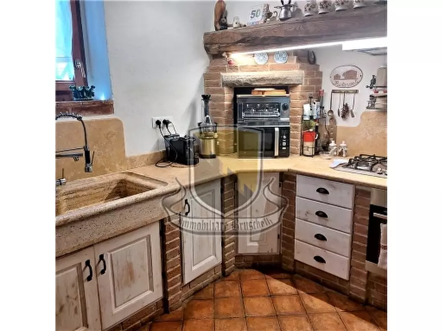 Immagine 43 di Villa in vendita  a Murlo