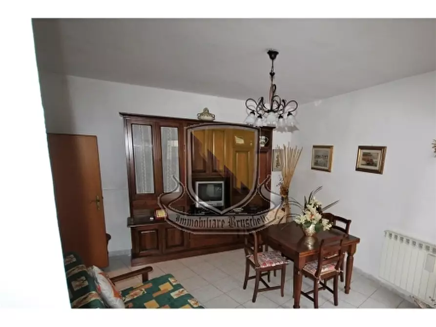 Immagine 6 di Villa in vendita  a Murlo