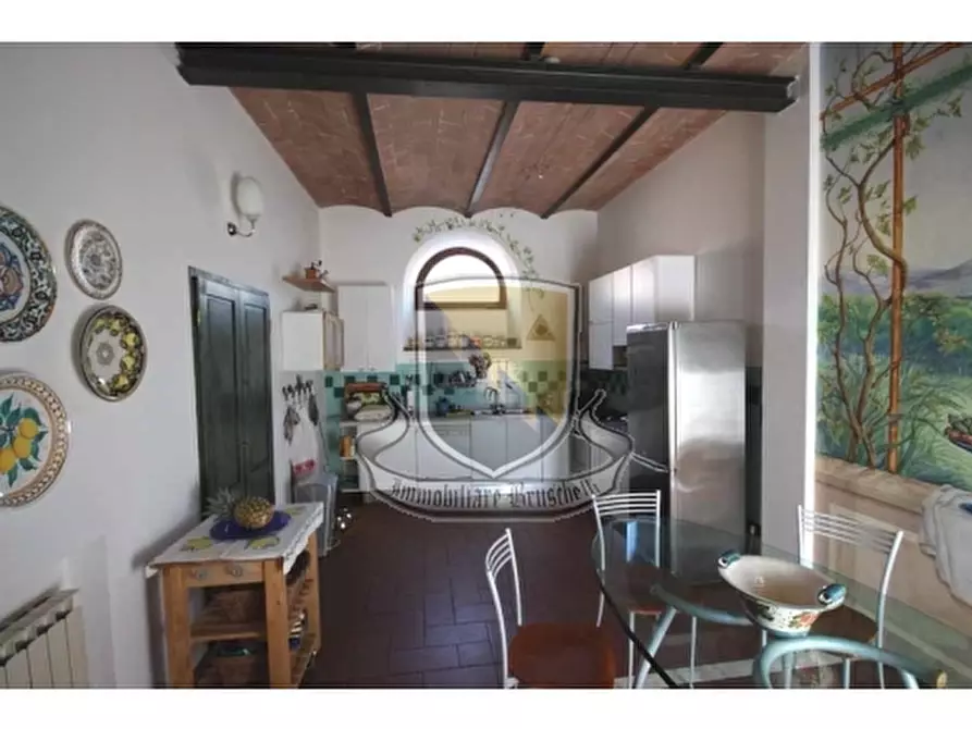 Immagine 5 di Villa in vendita  a Sovicille