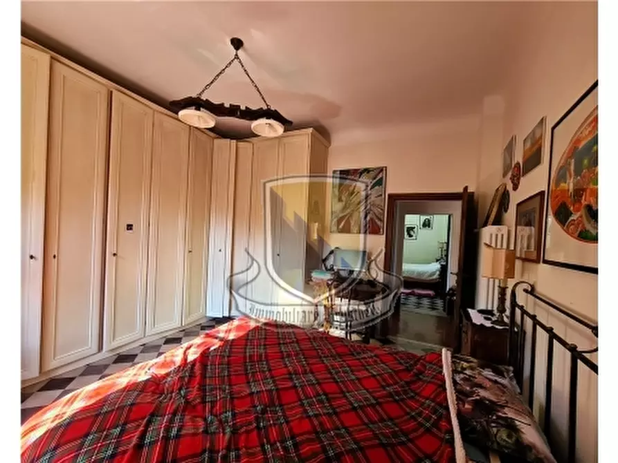 Immagine 30 di Villa in vendita  a Siena