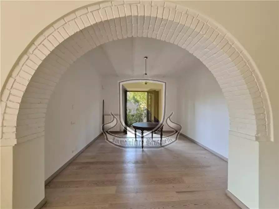 Immagine 15 di Villa in vendita  a Cetona