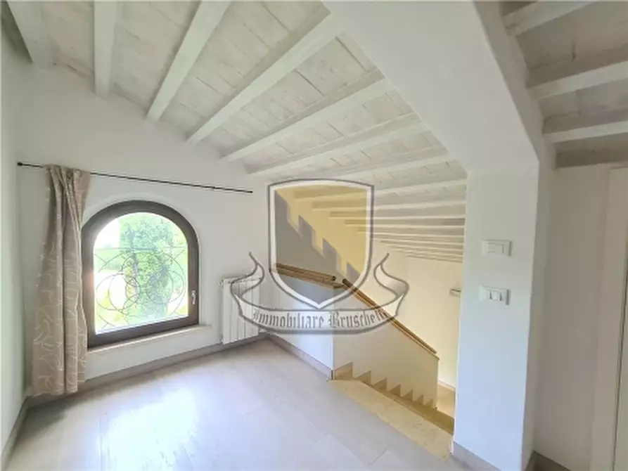 Immagine 47 di Villa in vendita  a Cetona