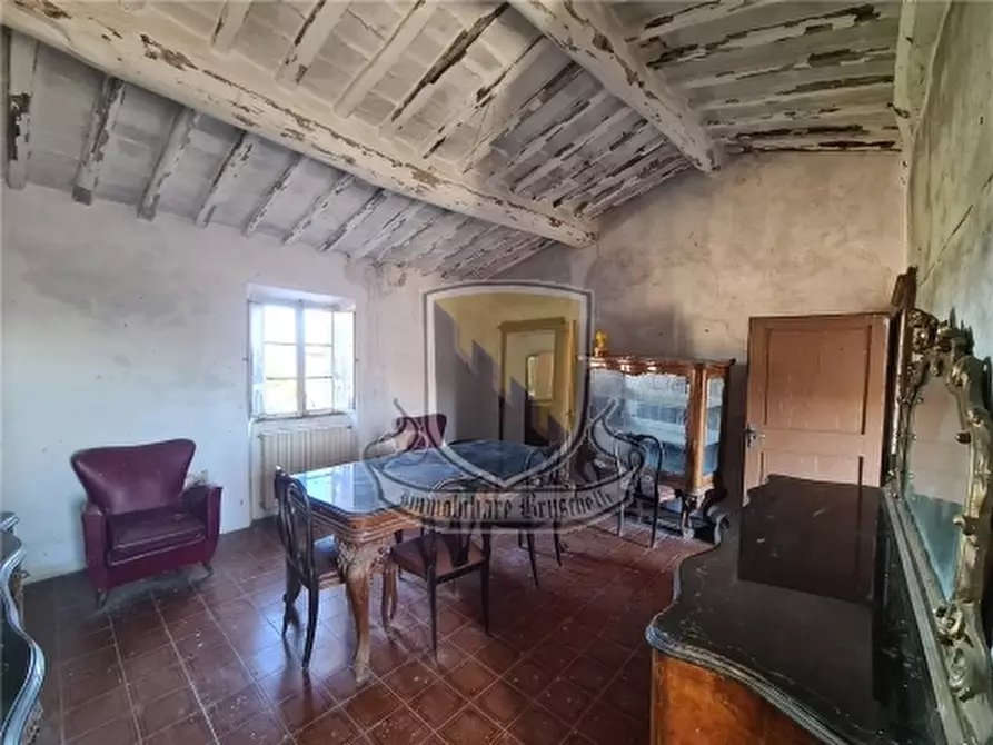 Immagine 10 di Villa in vendita  a Monticiano