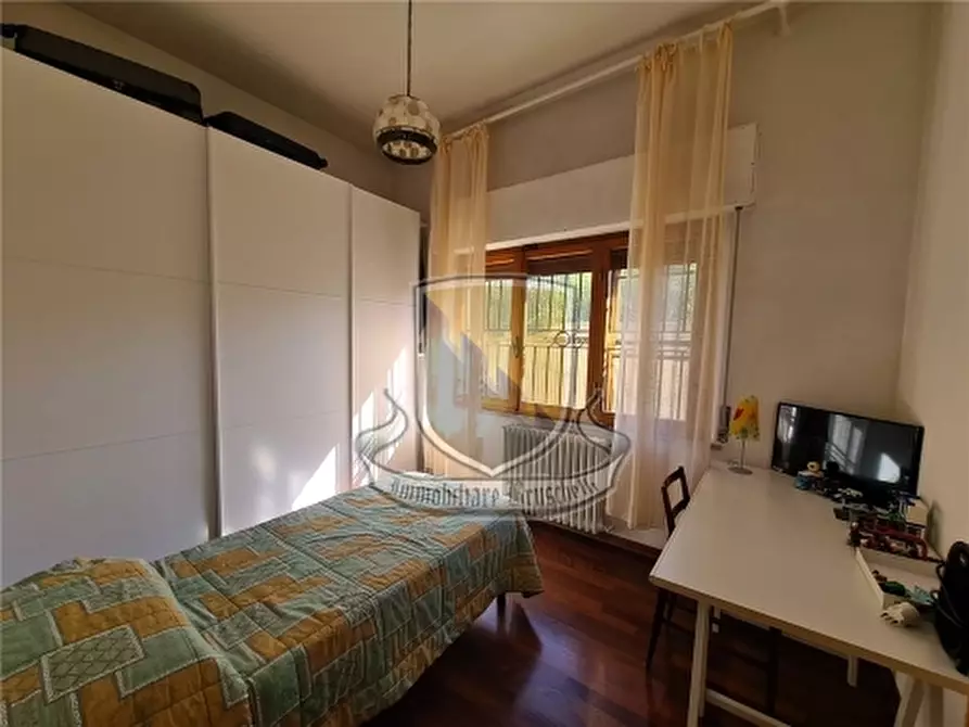 Immagine 16 di Villa in vendita  a Siena