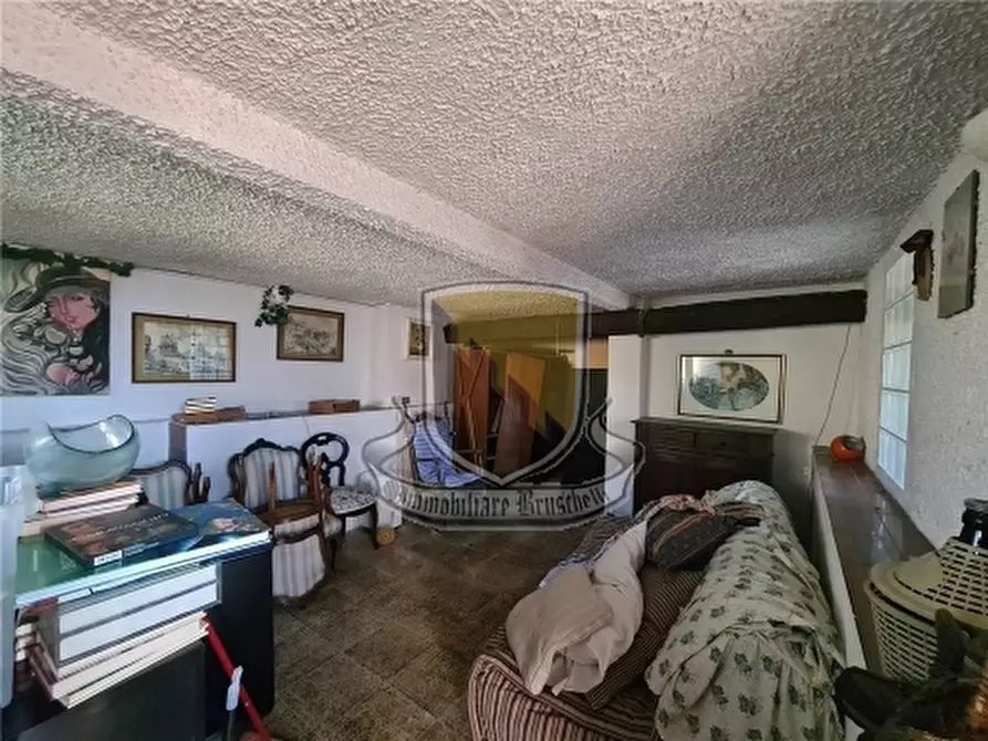 Immagine 29 di Villa in vendita  a Siena