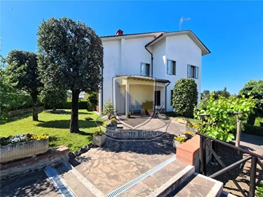 Immagine 2 di Villa in vendita  a Castelnuovo Berardenga