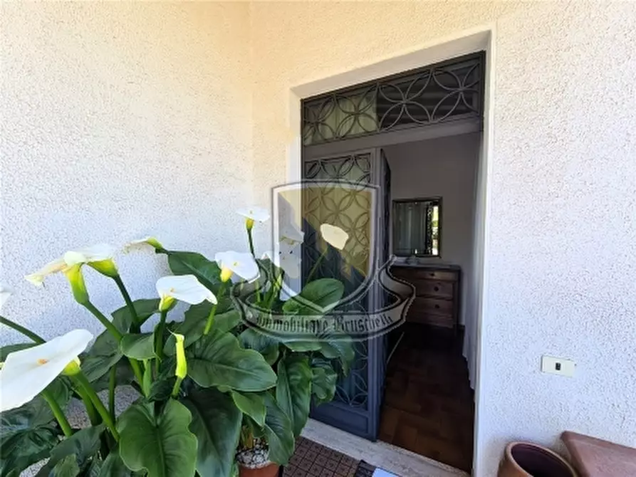 Immagine 5 di Villa in vendita  a Castelnuovo Berardenga