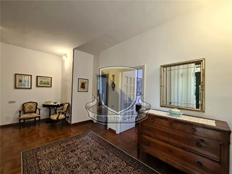 Immagine 6 di Villa in vendita  a Castelnuovo Berardenga