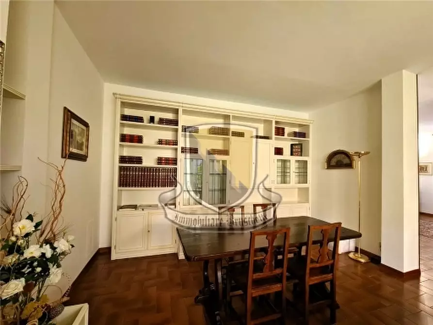 Immagine 19 di Villa in vendita  a Castelnuovo Berardenga