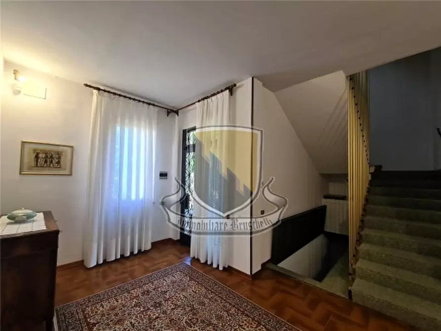 Immagine 23 di Villa in vendita  a Castelnuovo Berardenga