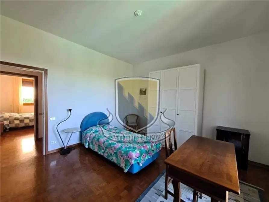 Immagine 31 di Villa in vendita  a Castelnuovo Berardenga