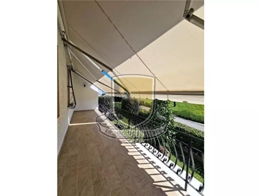 Immagine 35 di Villa in vendita  a Castelnuovo Berardenga