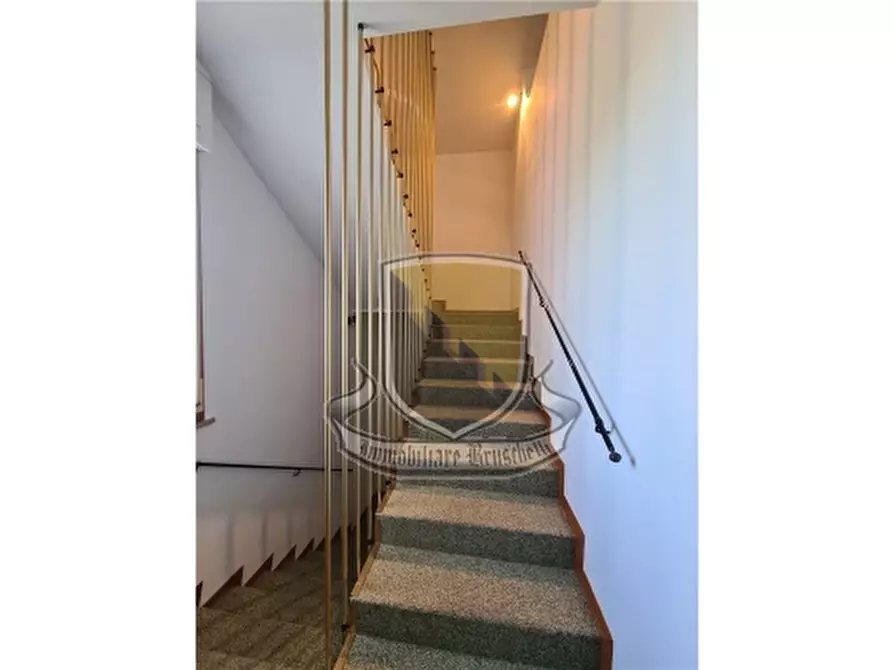 Immagine 37 di Villa in vendita  a Castelnuovo Berardenga