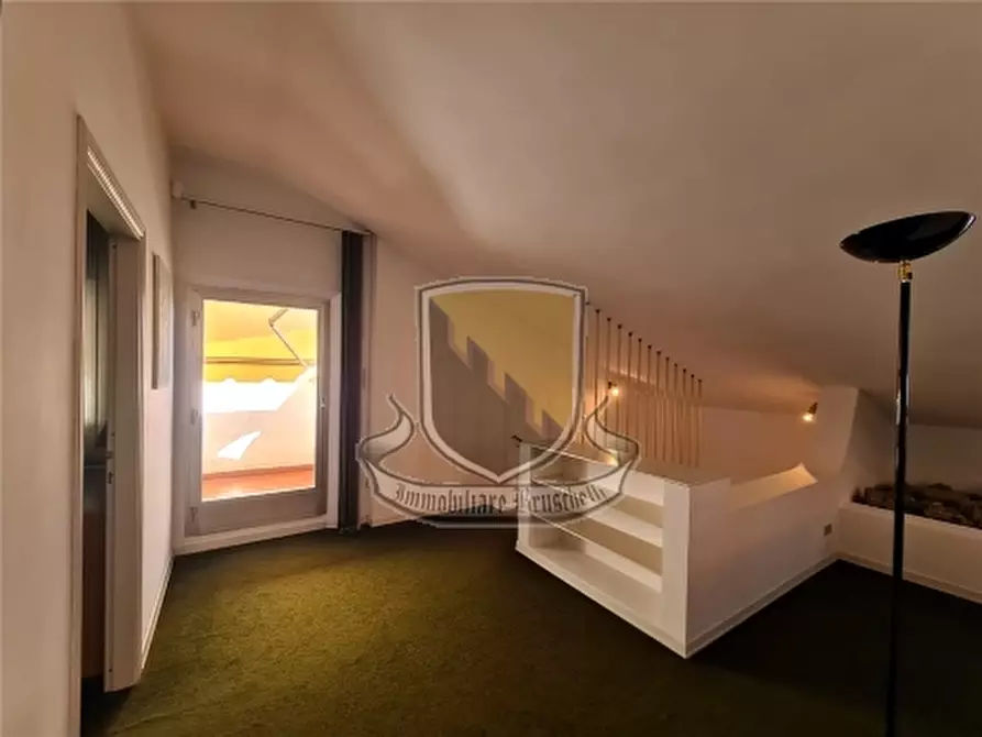 Immagine 43 di Villa in vendita  a Castelnuovo Berardenga