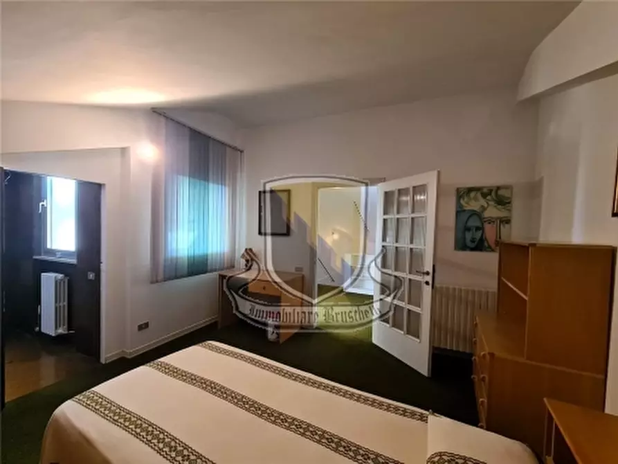 Immagine 45 di Villa in vendita  a Castelnuovo Berardenga