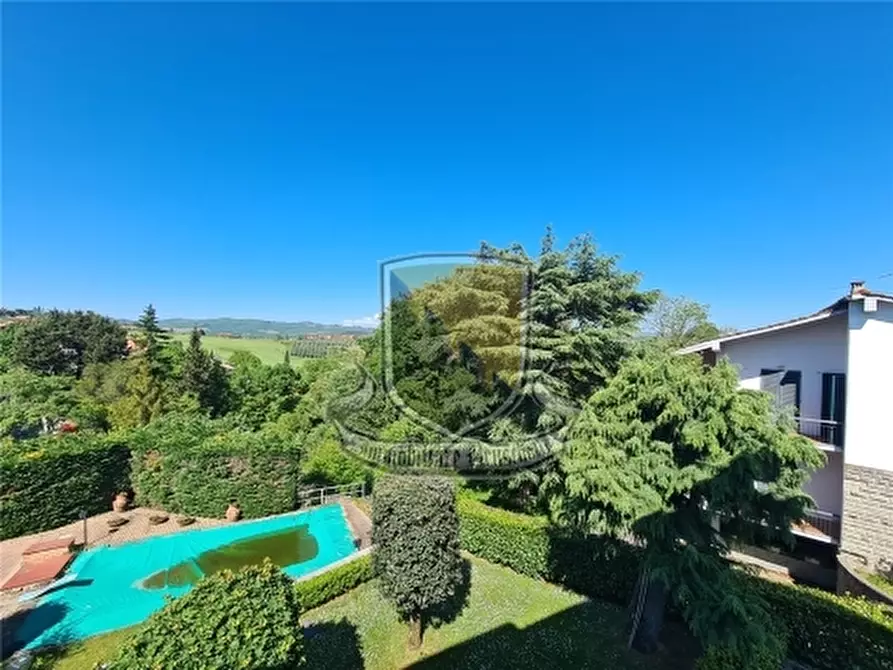 Immagine 47 di Villa in vendita  a Castelnuovo Berardenga