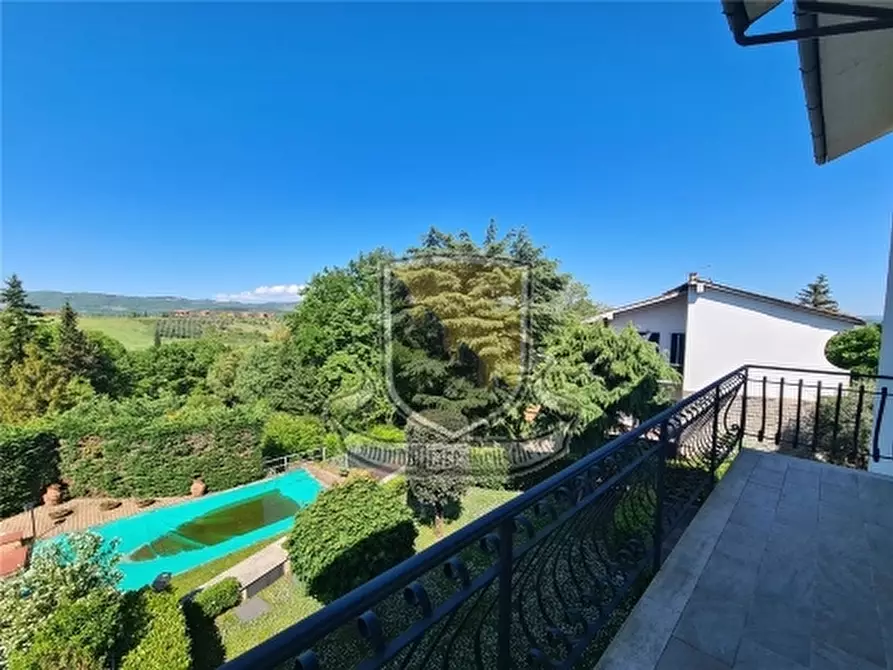 Immagine 48 di Villa in vendita  a Castelnuovo Berardenga