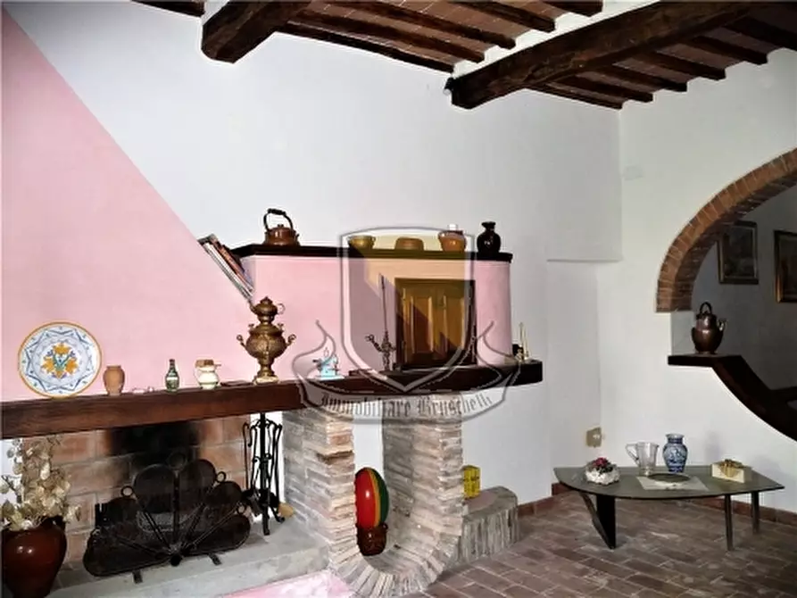 Immagine 4 di Rustico / casale in vendita  a Monticiano