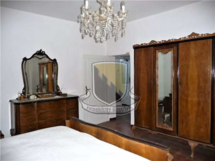 Immagine 19 di Rustico / casale in vendita  a Monticiano