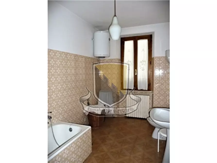 Immagine 22 di Rustico / casale in vendita  a Monticiano