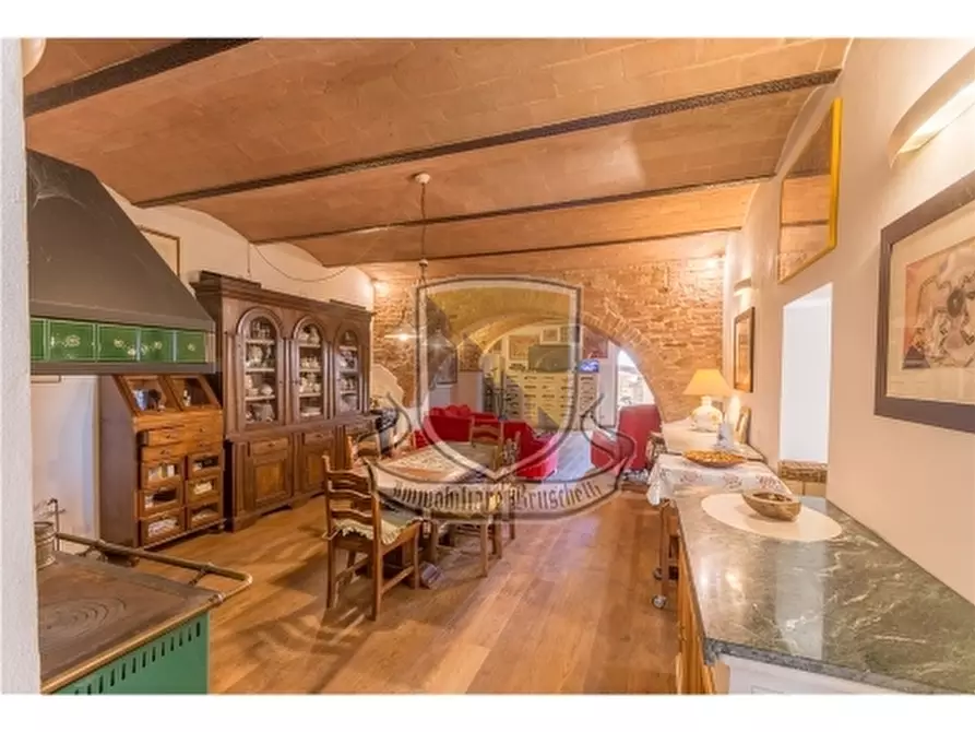 Immagine 4 di Rustico / casale in vendita  a Monteroni D'arbia