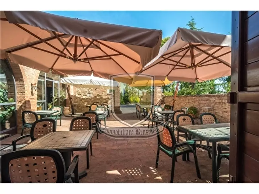 Immagine 27 di Rustico / casale in vendita  a Monteroni D'arbia