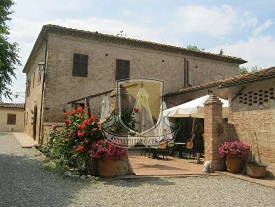 Immagine 29 di Rustico / casale in vendita  a Monteroni D'arbia