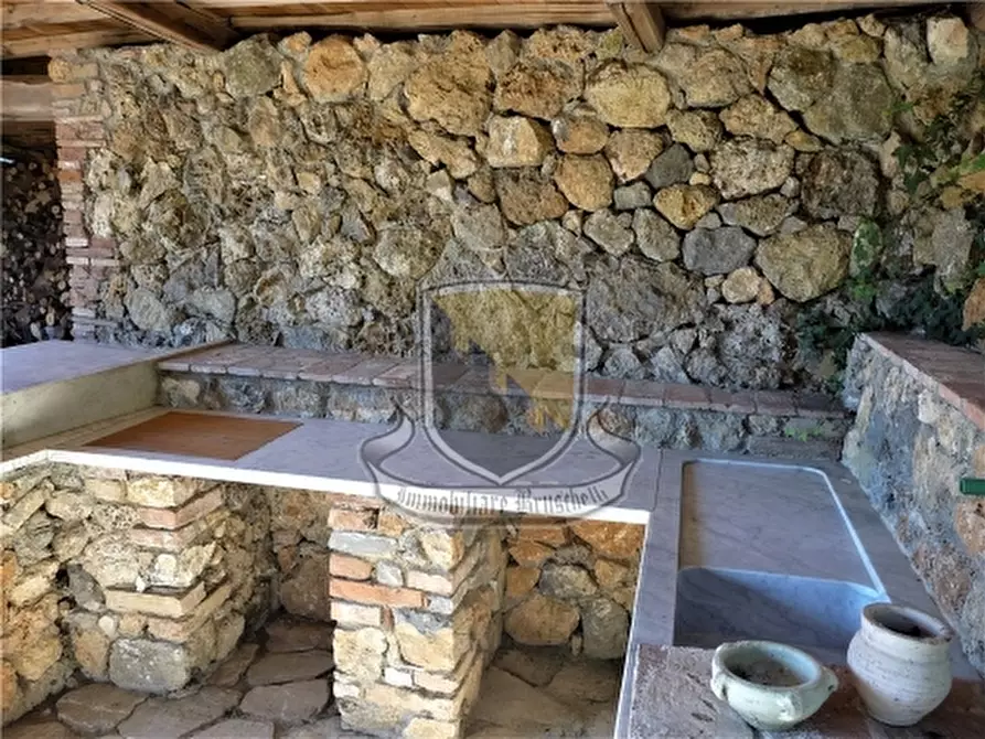 Immagine 15 di Rustico / casale in vendita  a Chiusdino