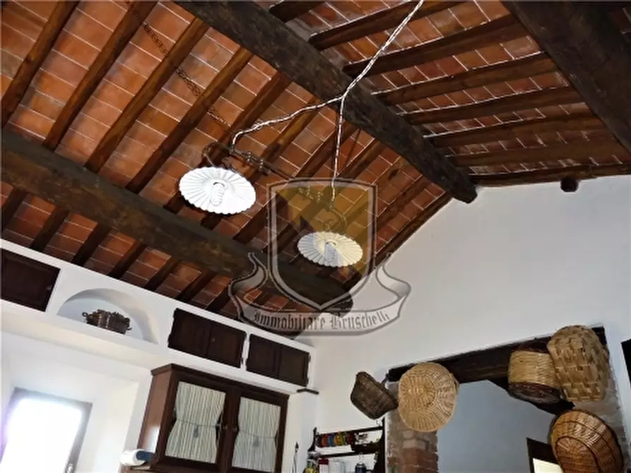 Immagine 33 di Rustico / casale in vendita  a Chiusdino