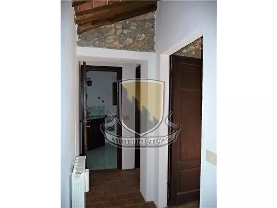 Immagine 39 di Rustico / casale in vendita  a Chiusdino