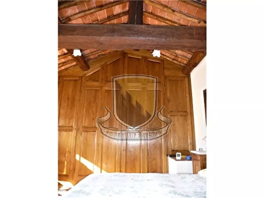 Immagine 45 di Rustico / casale in vendita  a Chiusdino