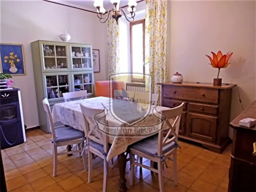 Immagine 16 di Rustico / casale in vendita  a Siena