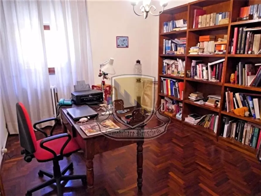 Immagine 20 di Rustico / casale in vendita  a Siena