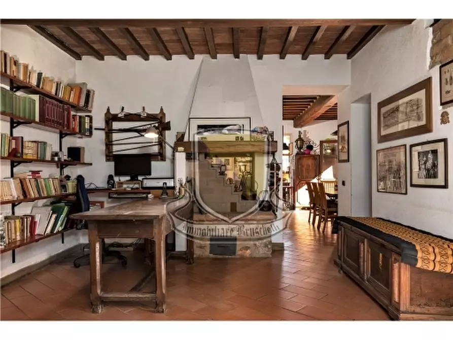 Immagine 8 di Rustico / casale in vendita  a Monteriggioni