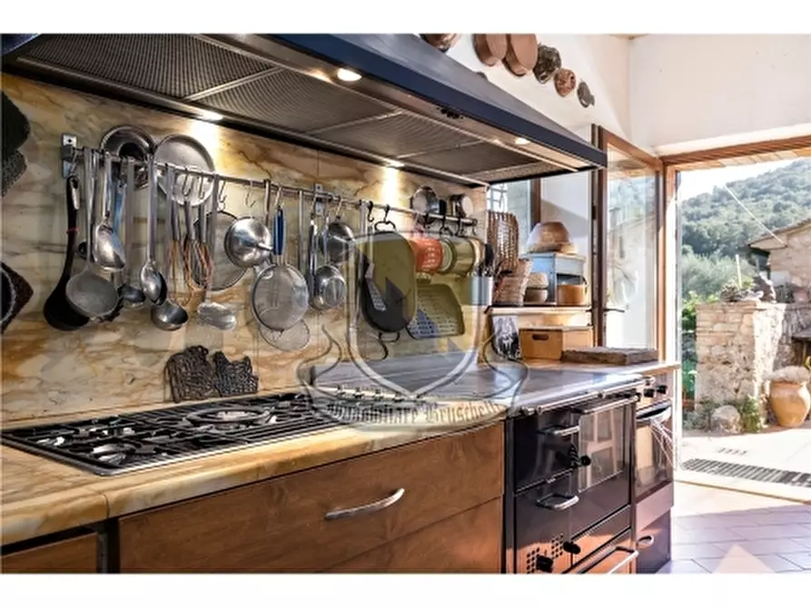 Immagine 10 di Rustico / casale in vendita  a Monteriggioni