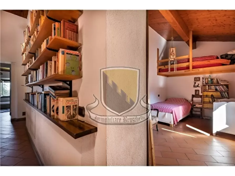 Immagine 11 di Rustico / casale in vendita  a Monteriggioni