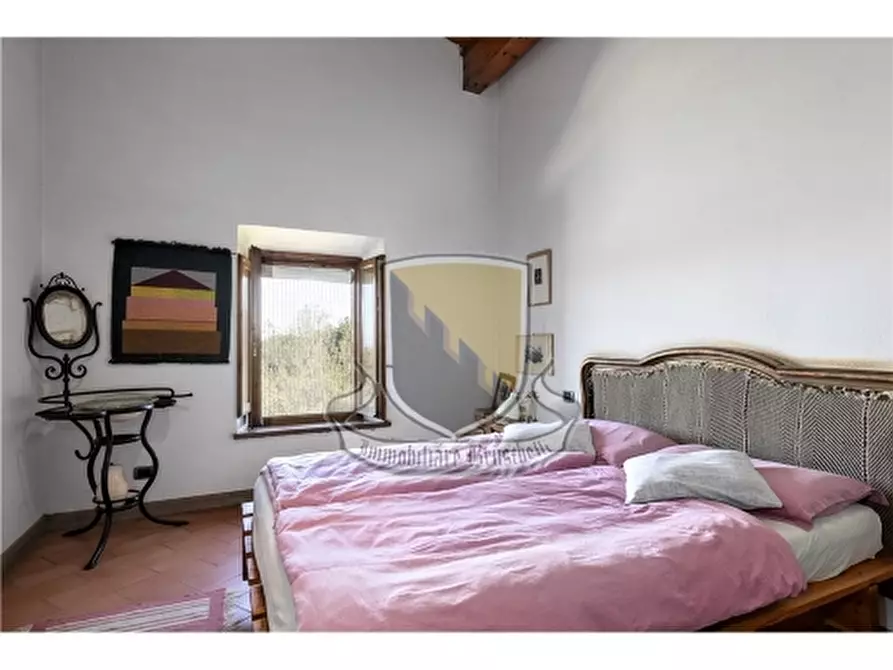 Immagine 15 di Rustico / casale in vendita  a Monteriggioni