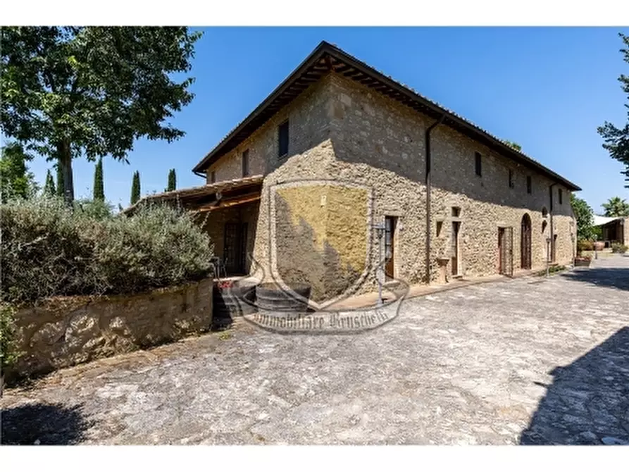 Immagine 3 di Rustico / casale in vendita  a San Gimignano