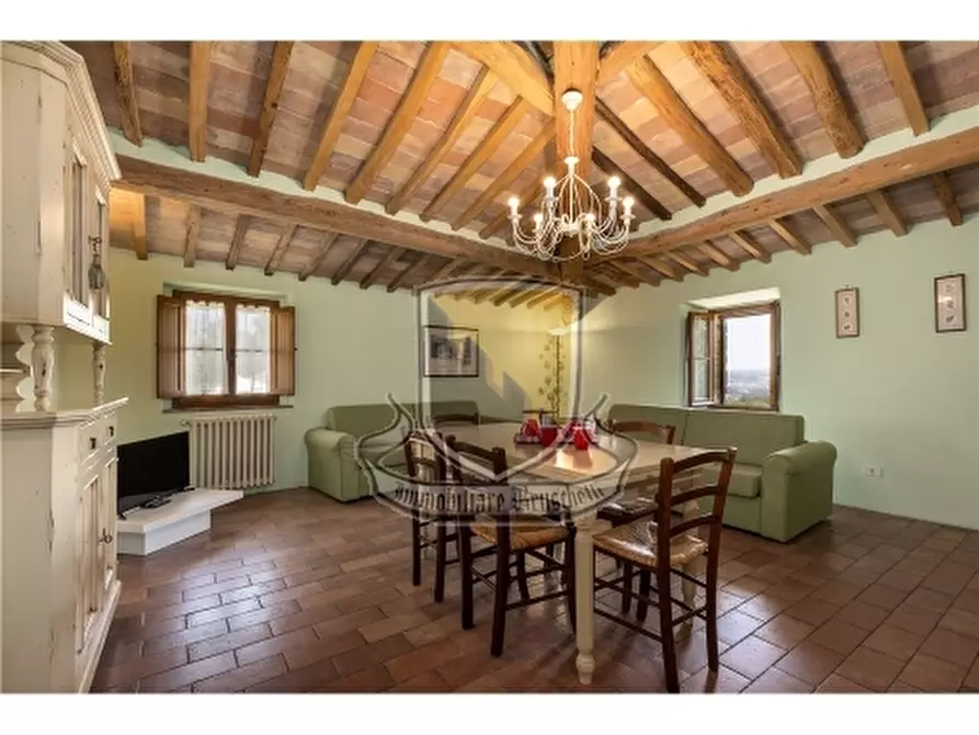 Immagine 13 di Rustico / casale in vendita  a San Gimignano