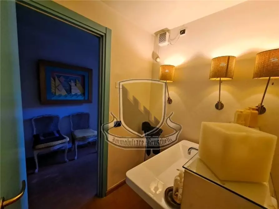 Immagine 19 di Rustico / casale in vendita  a Sovicille