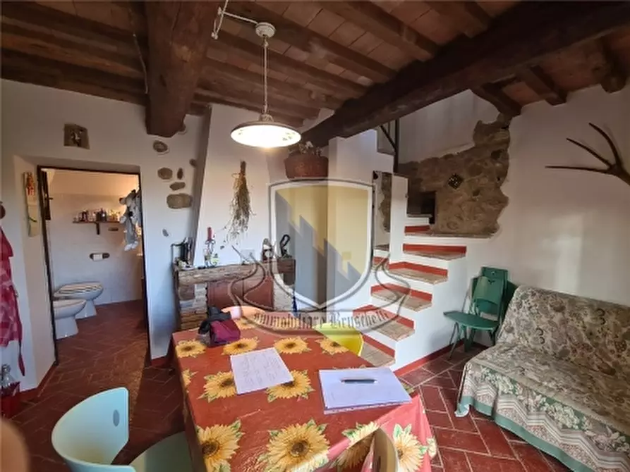 Immagine 2 di Rustico / casale in vendita  a Chiusdino