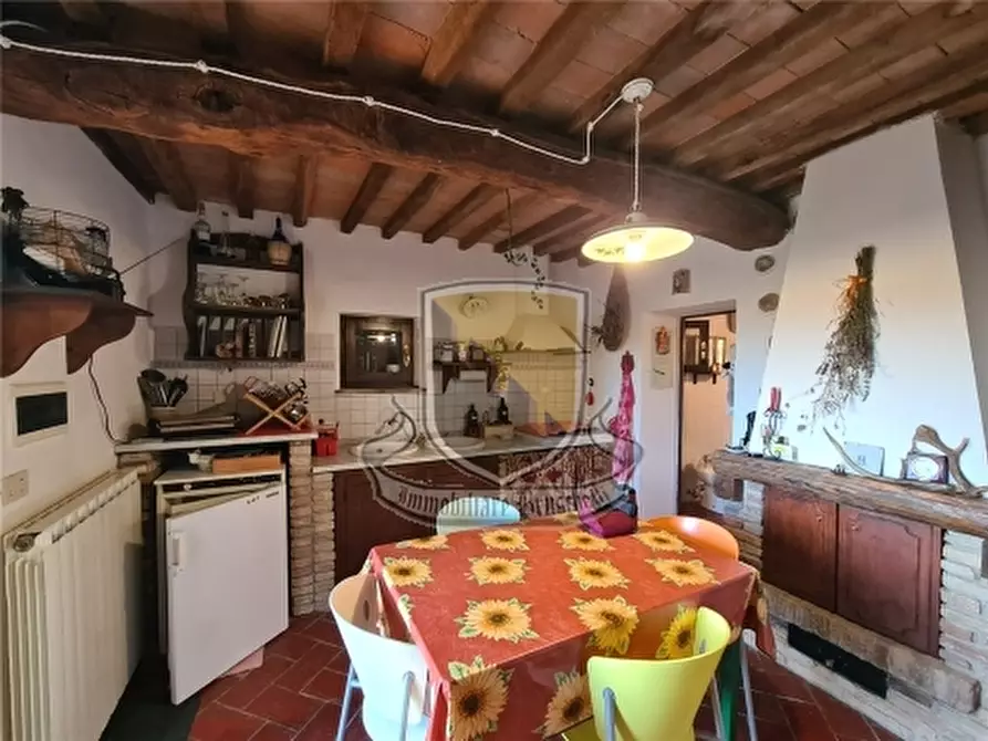 Immagine 4 di Rustico / casale in vendita  a Chiusdino