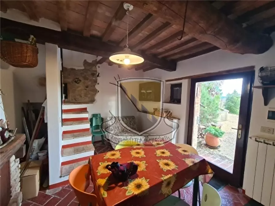 Immagine 8 di Rustico / casale in vendita  a Chiusdino