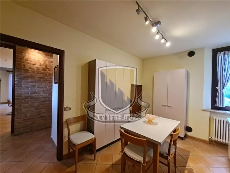 Immagine 4 di Rustico / casale in vendita  a Siena