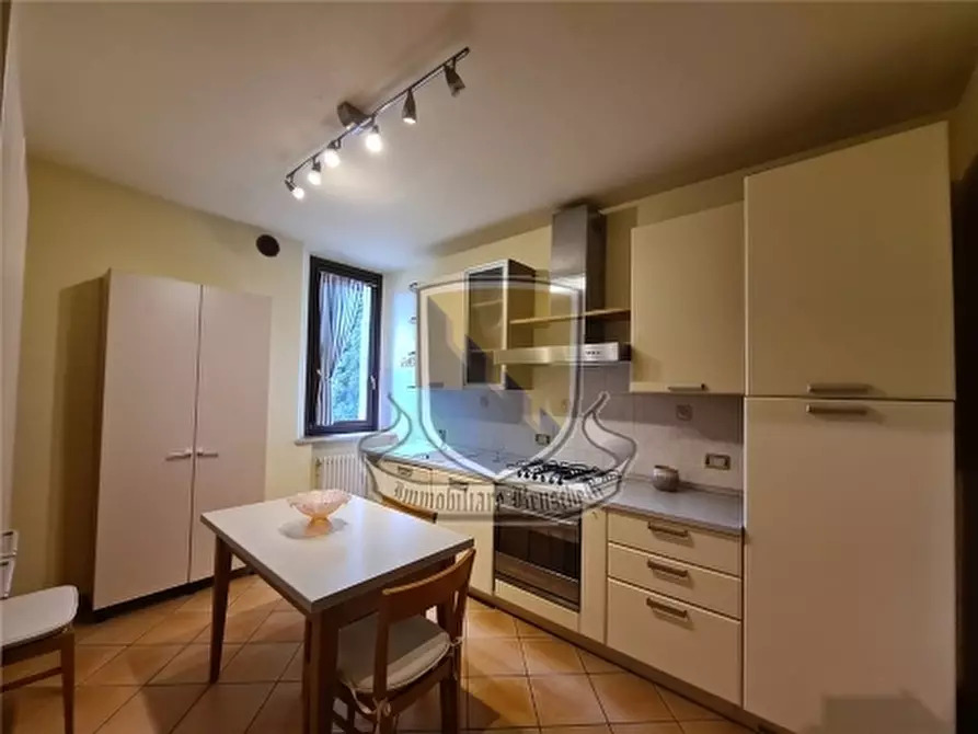 Immagine 5 di Rustico / casale in vendita  a Siena