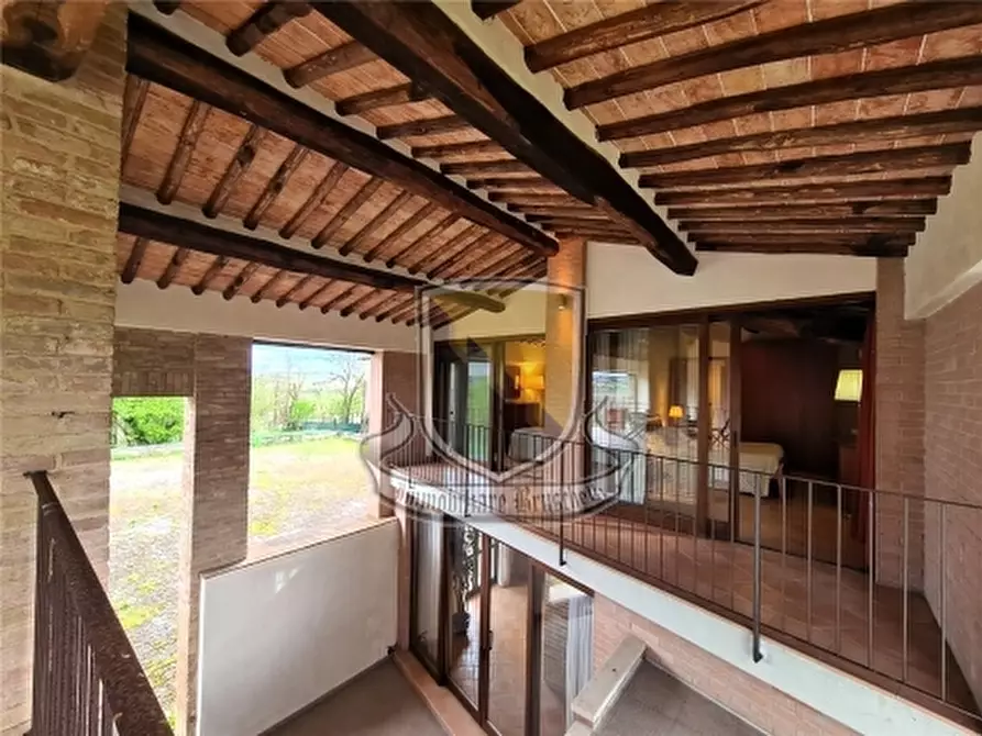 Immagine 24 di Rustico / casale in vendita  a Siena