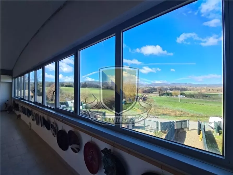 Immagine 12 di Magazzino in vendita  a Sovicille