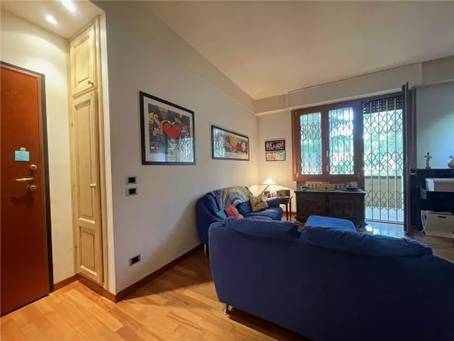 Immagine 4 di Appartamento in vendita  a Firenze
